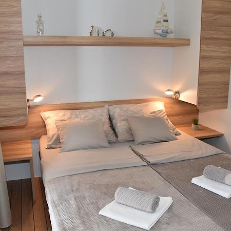 Mobile Home Starfish IV Camp Biograd Biograd Na Moru Zewnętrze zdjęcie